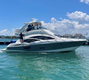 Cruiser Sport 48 Flybridge 1