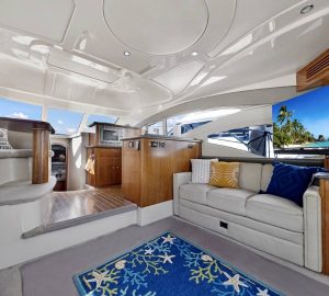 Cruiser Sport 48 Flybridge 3